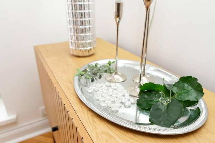Freedom In The Heart Of - Balabana Str And Svoboda Avenue Apartment *